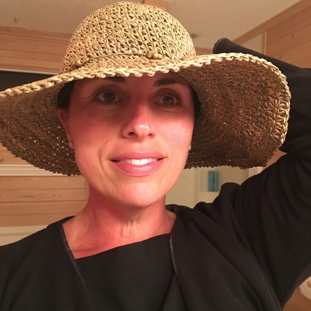 Meet your Posher, Linda